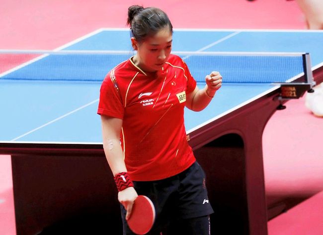 利曾给予他 利曾给予他