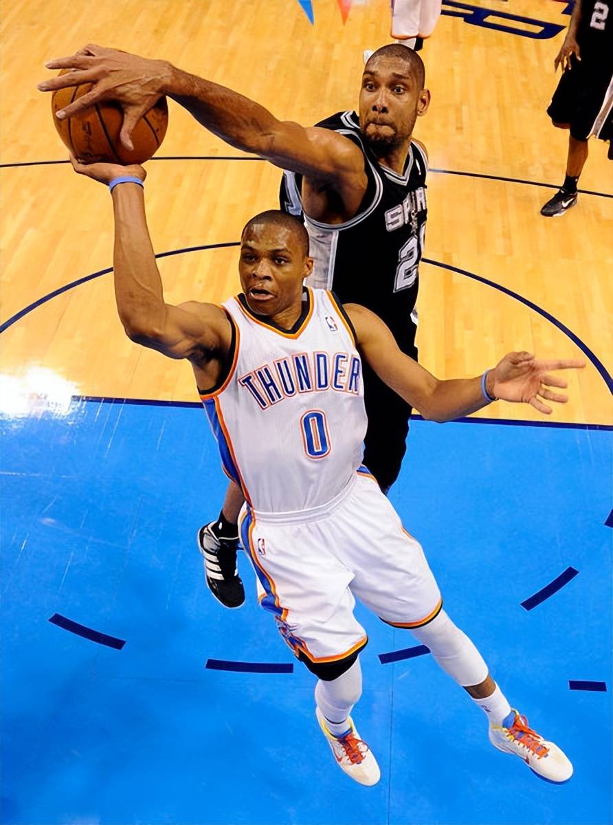 制造错位 制造错位